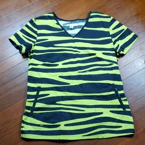 Koi lime green/black stretcg scrub top